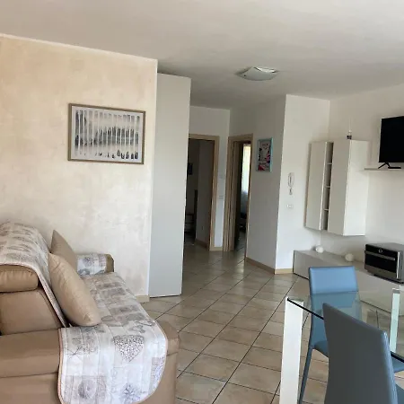 Kastel'S House Apartment *